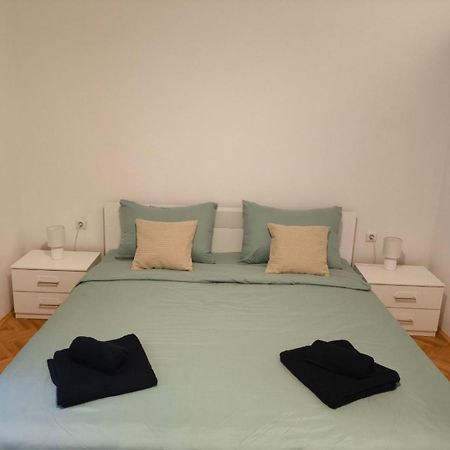 扎达尔Aurora Apartman公寓 外观 照片